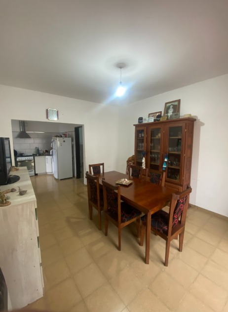 VENDO CASA EXCELENTE UBICACION CENTRO MONTE CRISTO - Imagen 4